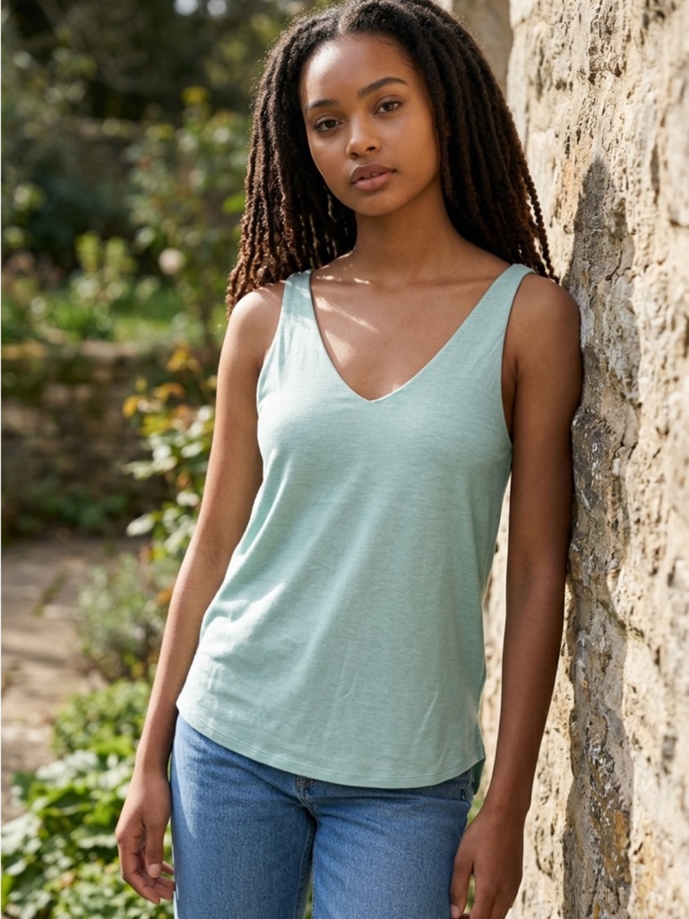Athleta Light Sage V-Neck Tank Top Size L
